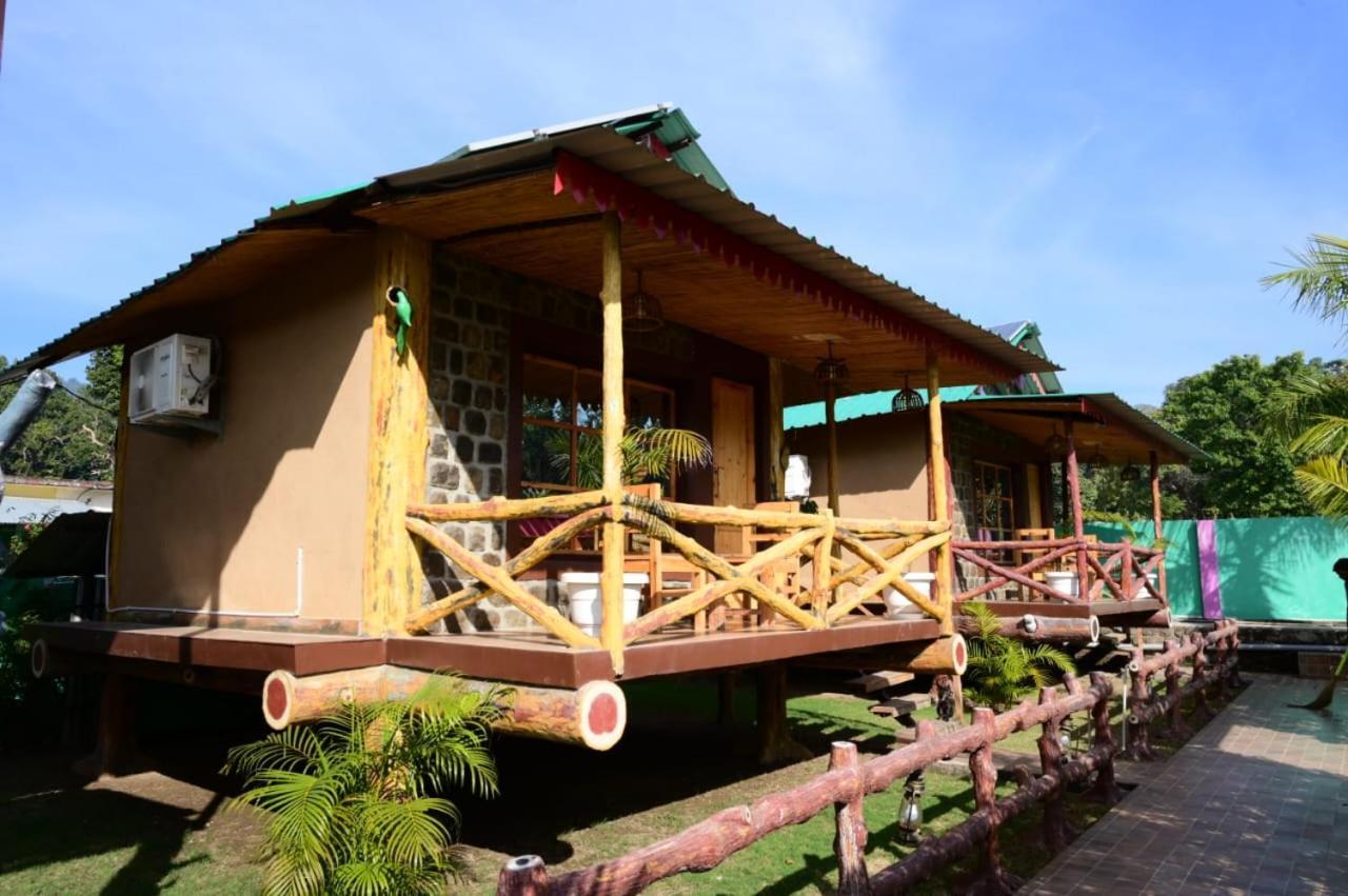 Jungle Resort Халдвани Экстерьер фото